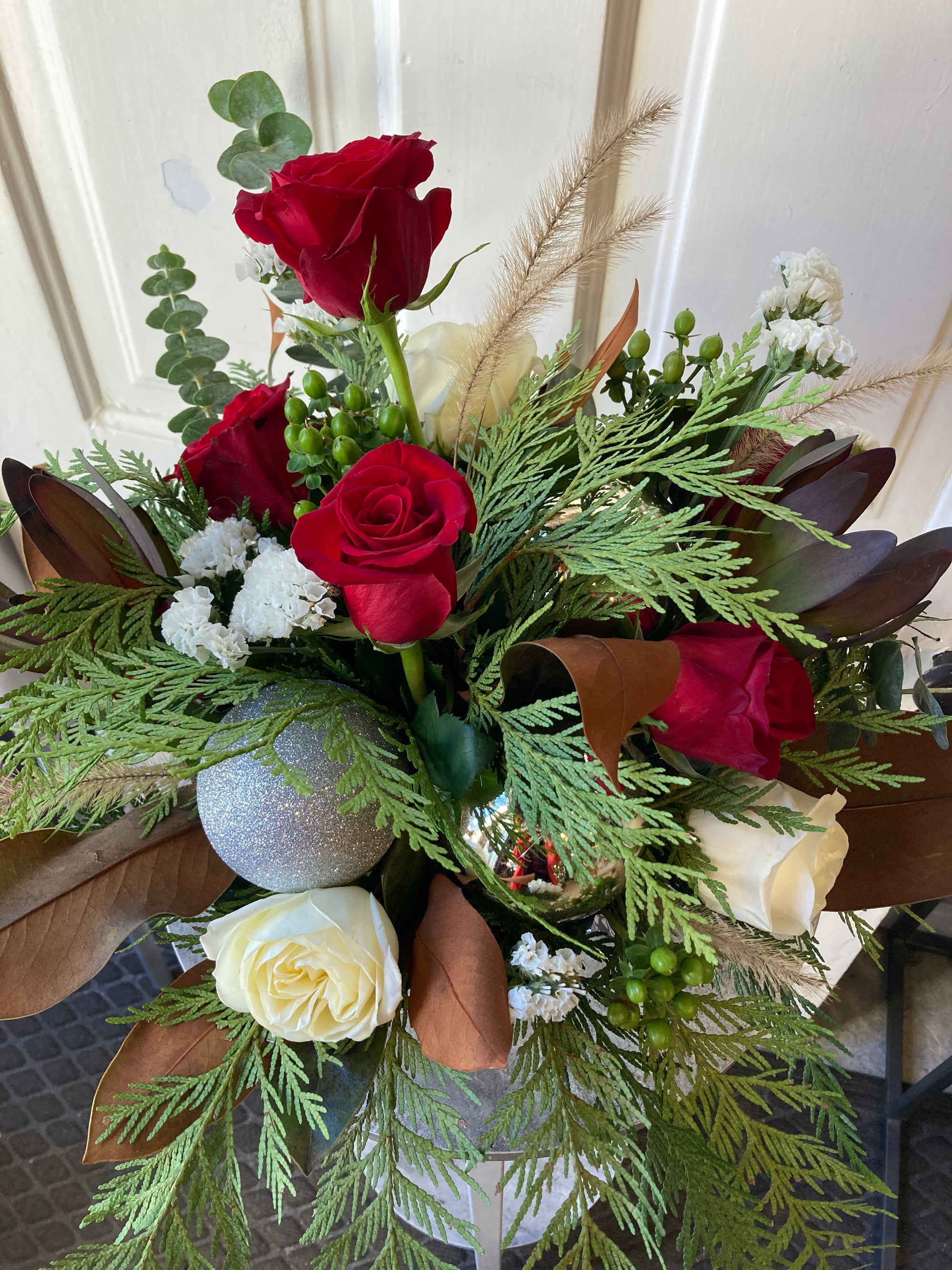 glitz and glamour centerpiece
