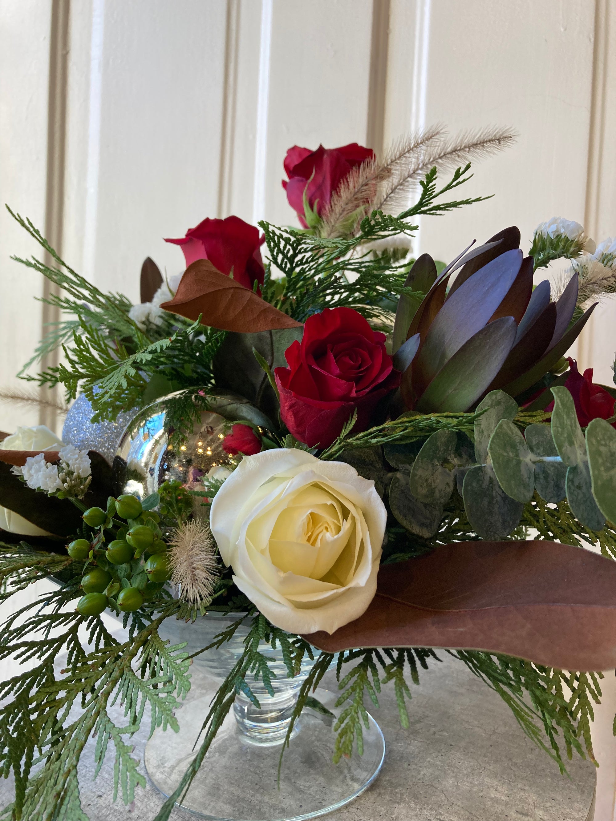 glitz and glamour centerpiece