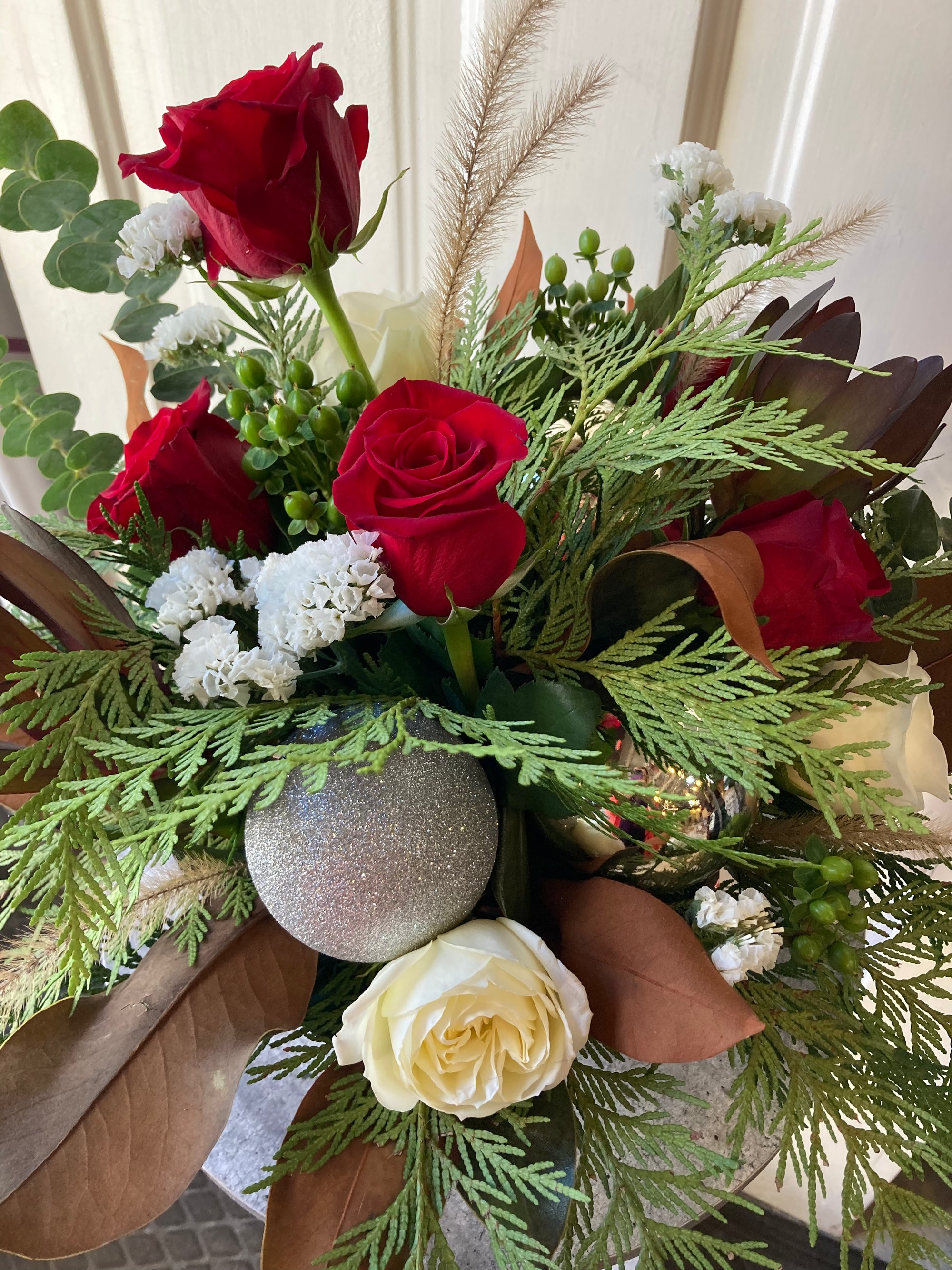 glitz and glamour centerpiece