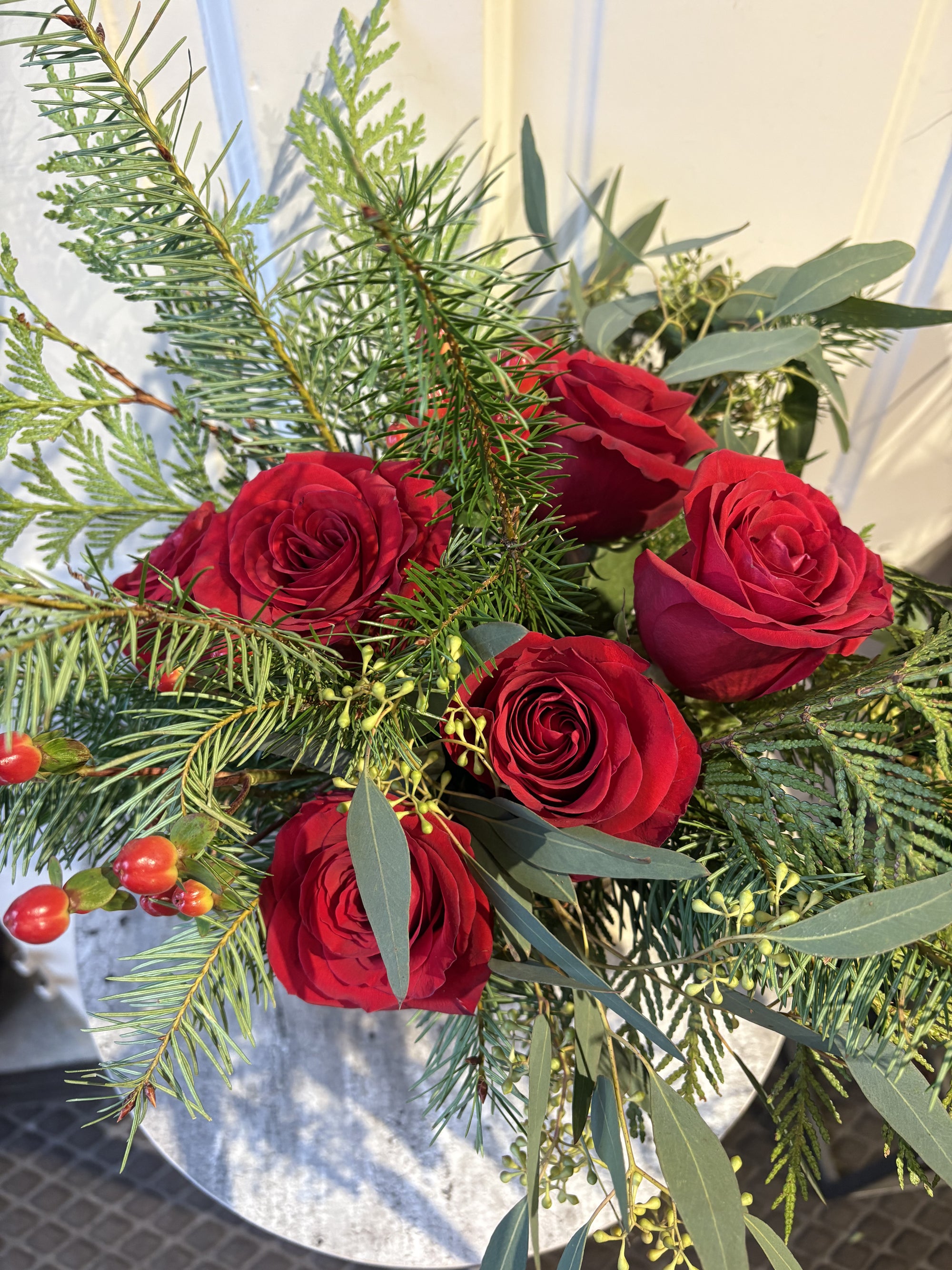 classic christmas roses